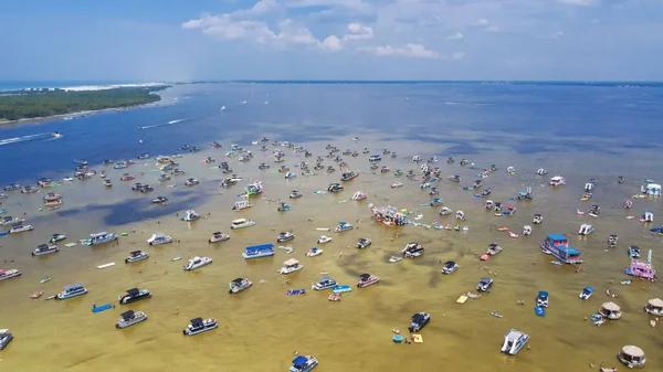 Choose Ski Rentals That Elevate Your Performance